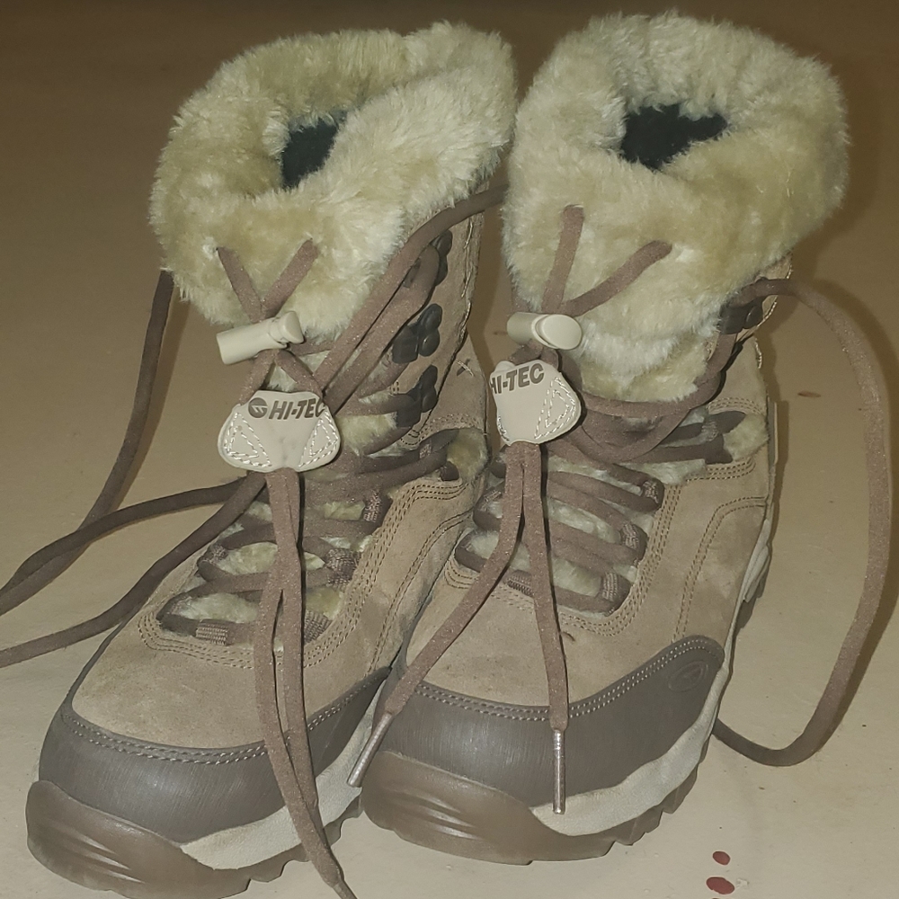 Thinsulate Hi Tec Waterproof Snow Boots 9